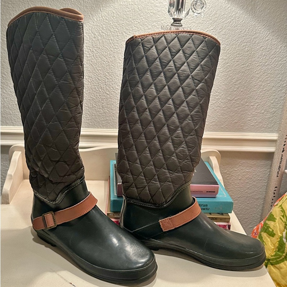 Sperry Drizzle Knee High Rain Boot in Green; Size 8